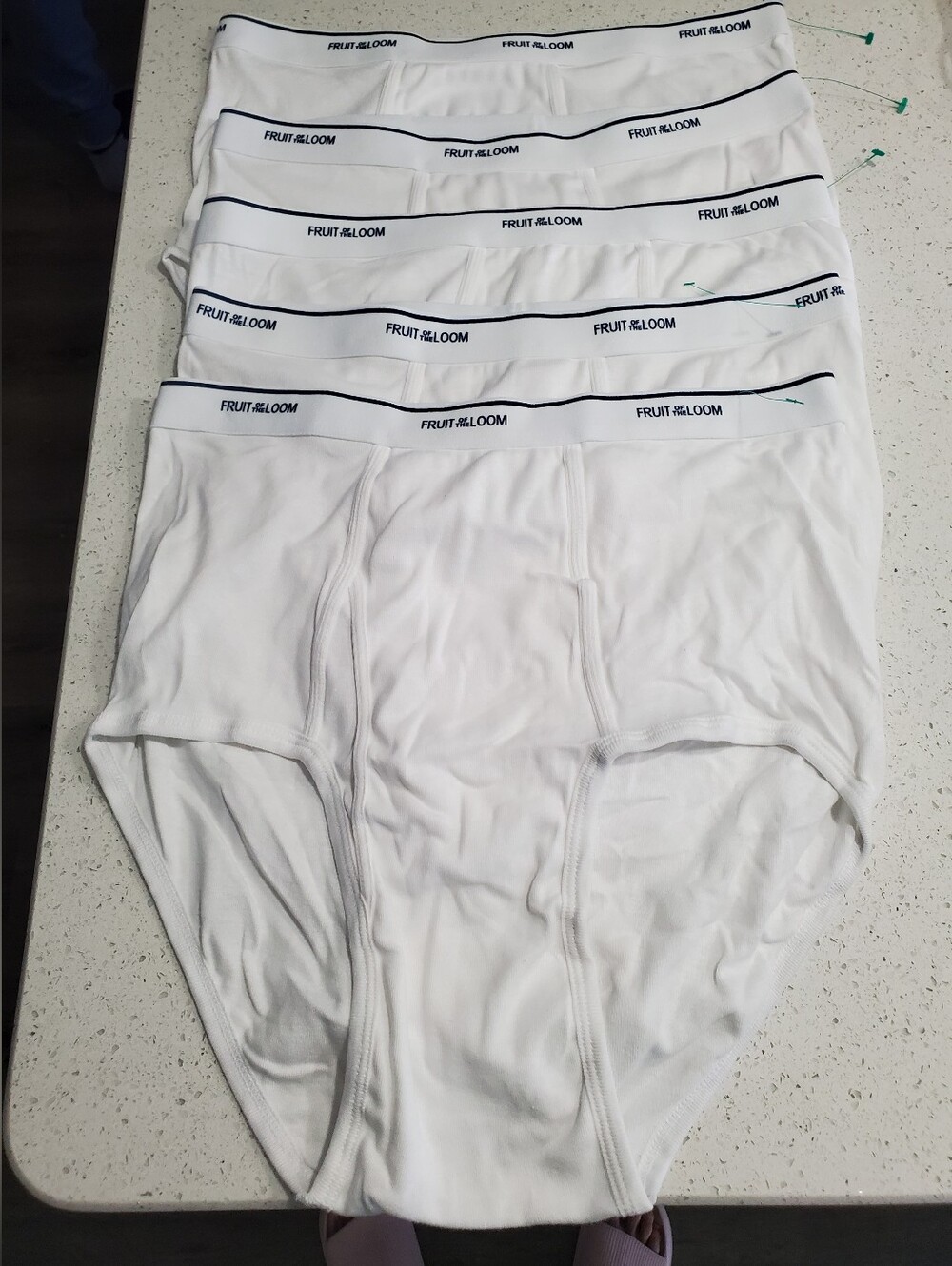 Fruit of the Loom Men's Classic Full Cut White Briefs 5 Pair 2XL NWOT Y2K Cotton
